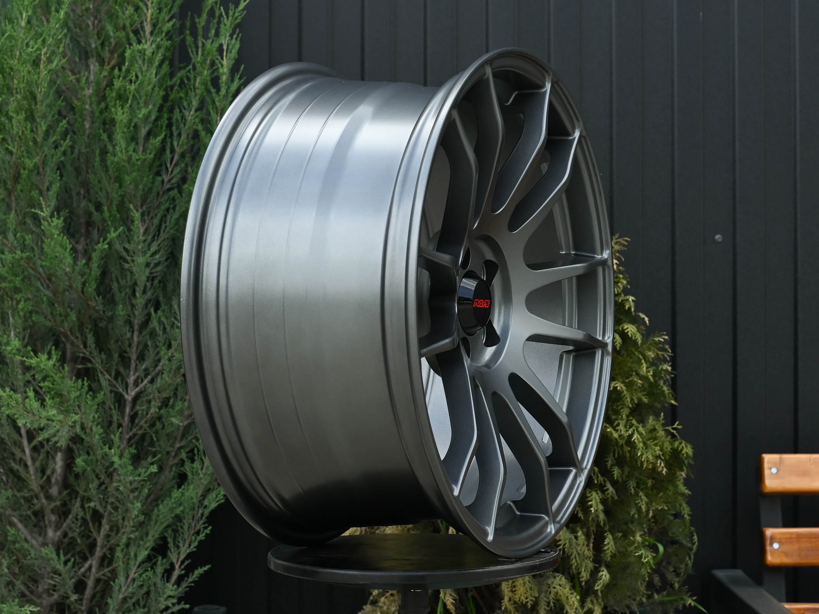 R17 Rays Gram 57Xtreme Стиль 8.0J ET35 5*100 Графит
