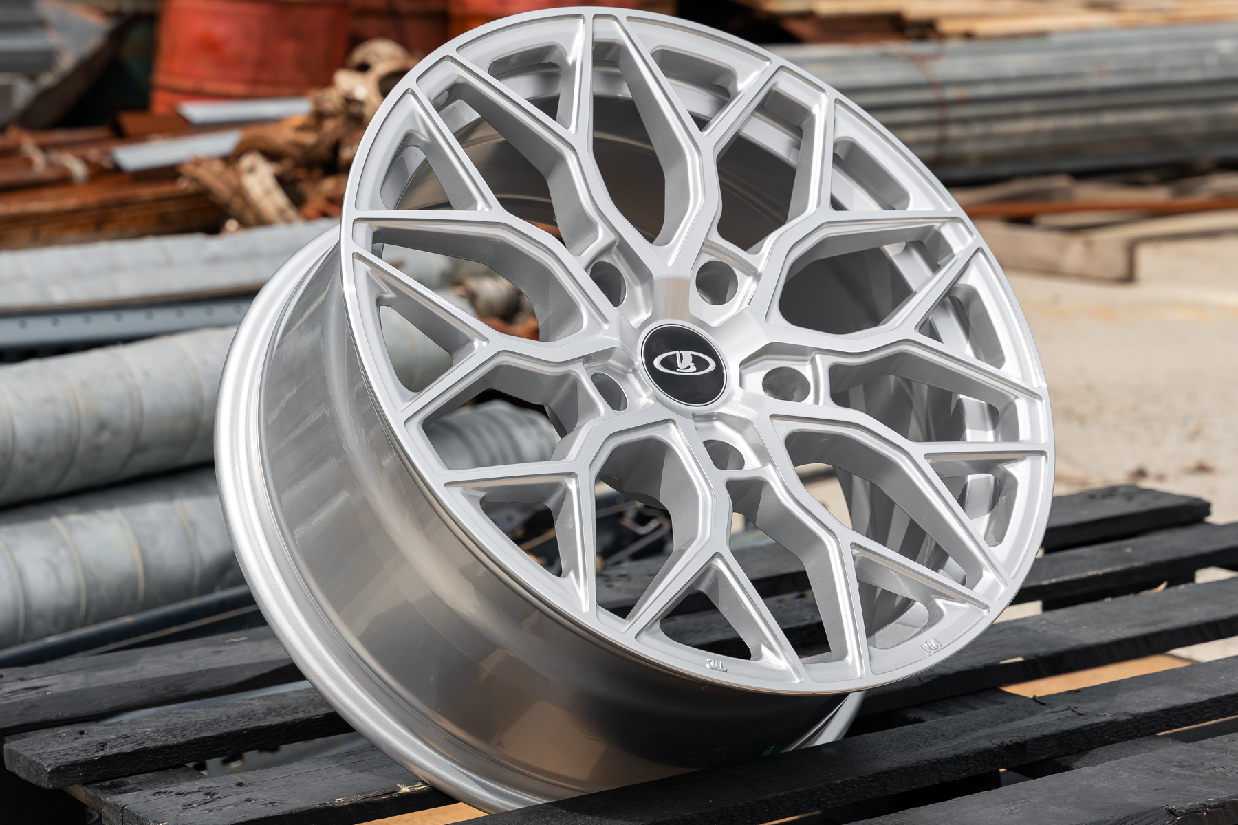 NEW! Комплект дисков NIVA VPS HF2 R18 8.0j ET30 5*139.7 (J200) NN Лада