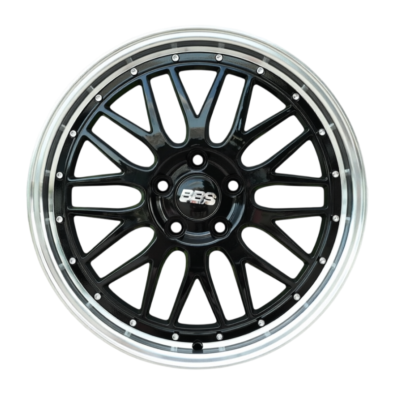 R17 BBS LM Стиль 7.5J ET38 5*114.3 Черный
